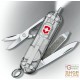 VICTORINOX CLASSIC SIGNATURE LITE SILVER TECH COLTELLINO