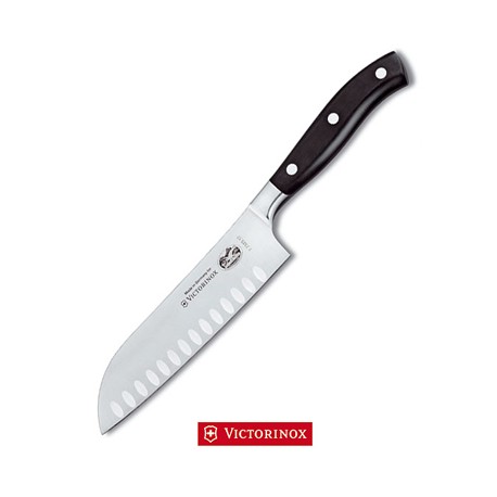 VICTORINOX SANTOKU FORGIATO LAMA INOX CON ALVEOLARE 17 CM.