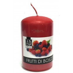 CANDELA PROFUMATA AI FRUTTI DI BOSCO DIAMETRO 5 X 8 H.